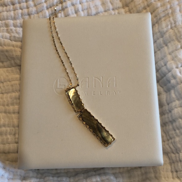 Lana "MYSTIQ DOUBLE BAR" black mother of Pearl necklace - Picture 8 of 10